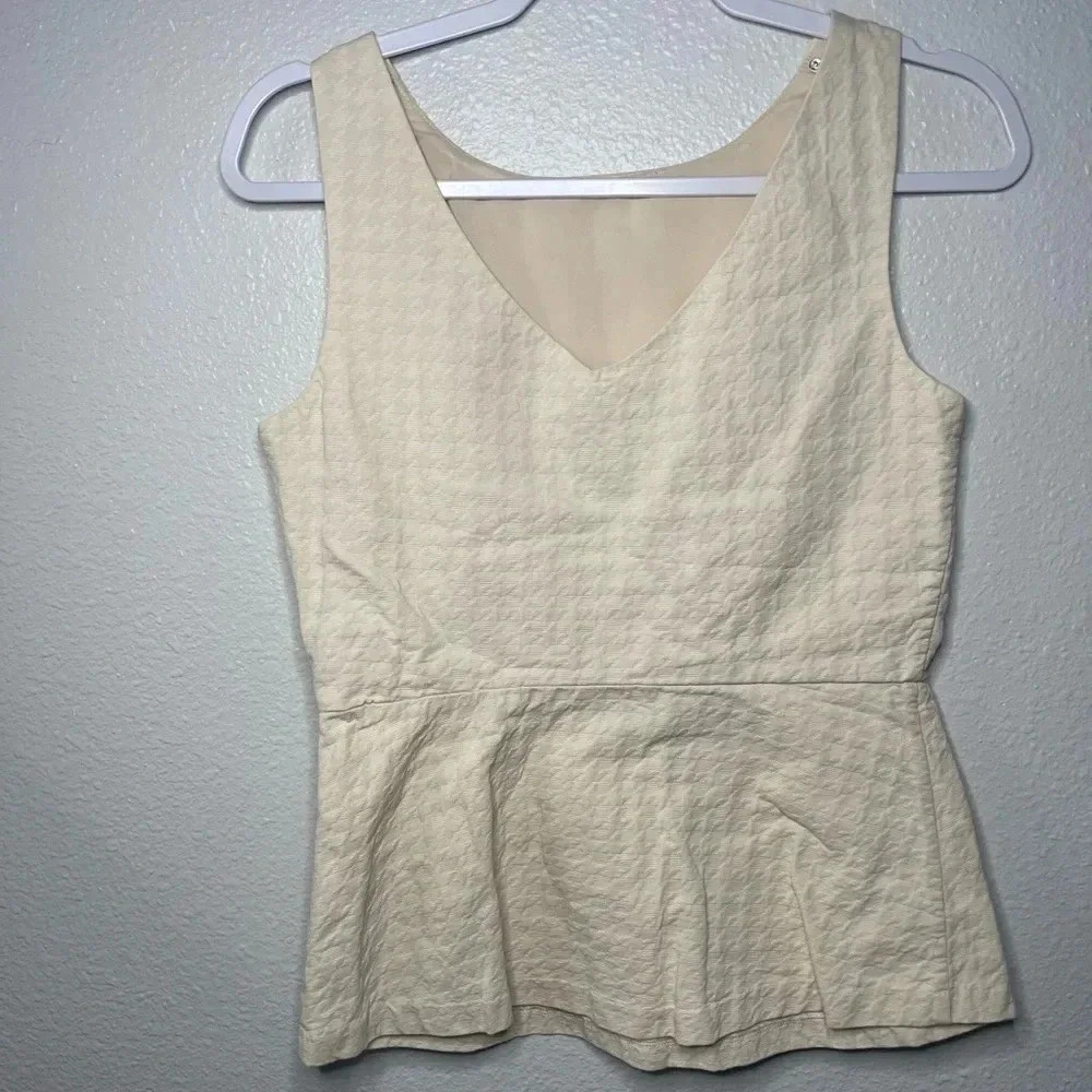 Banana Republic Women’s Size 2 Sleeveless Top | Neutral Structured Tank - Picture 2 of 5